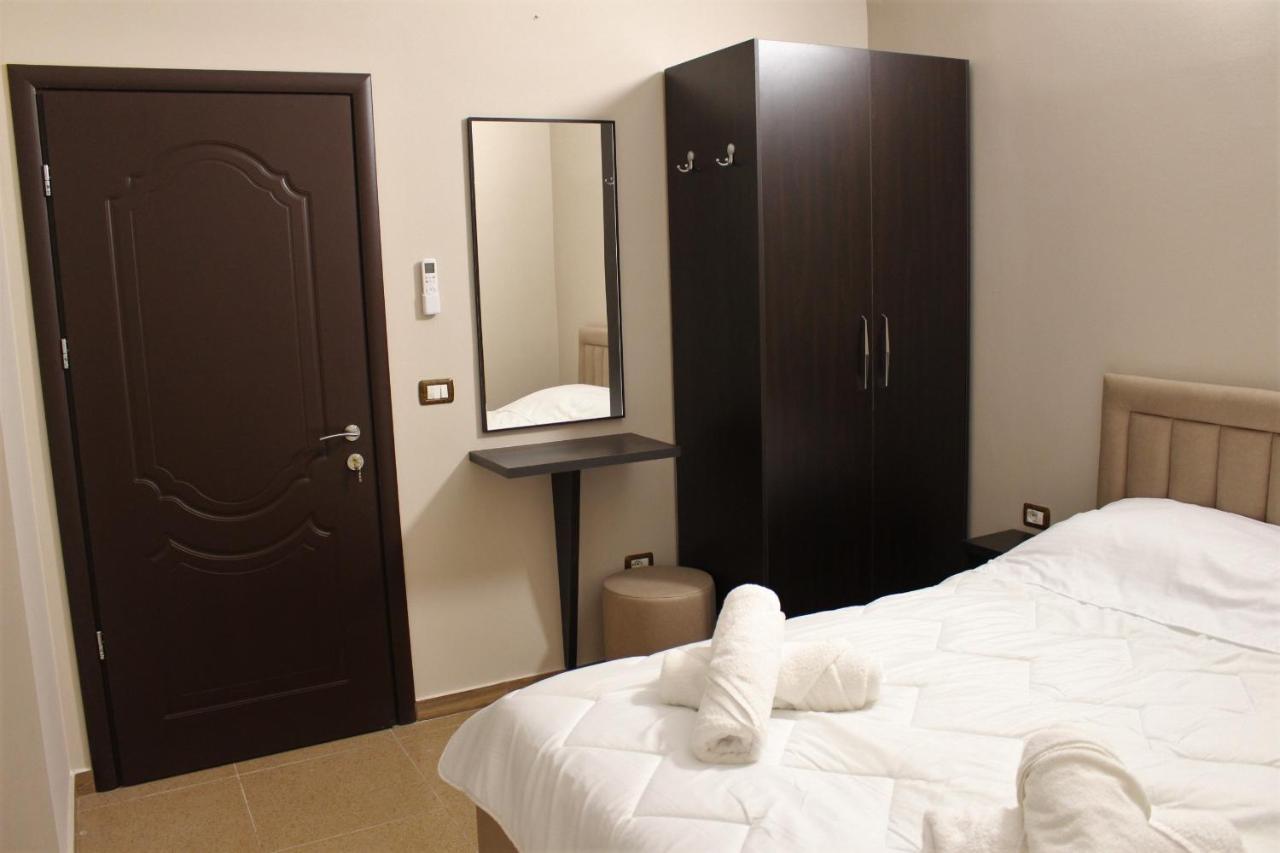 Hotel Vila Maledhi Berat Exterior foto