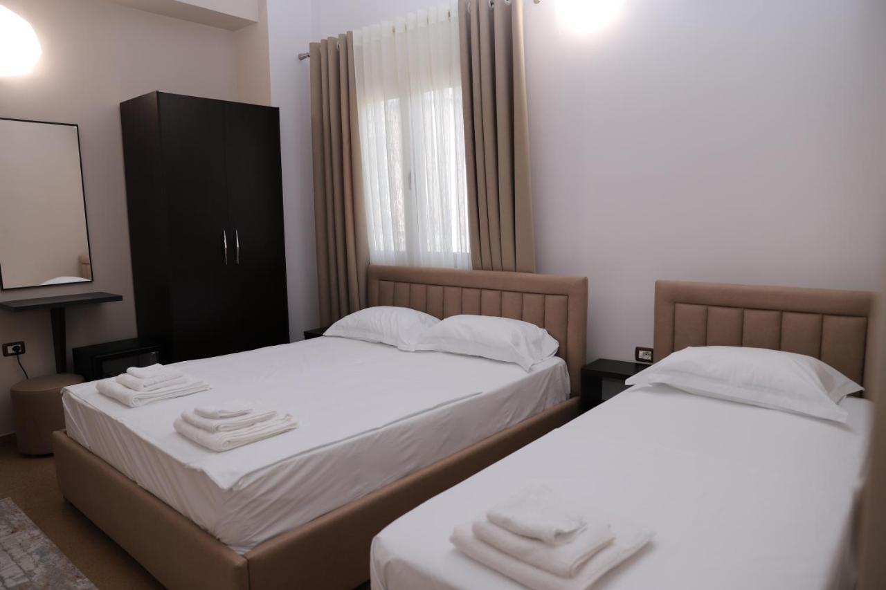 Hotel Vila Maledhi Berat Exterior foto